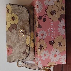 New Coach signature floral sunglass case with box